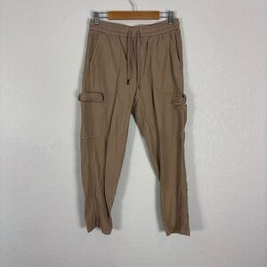 Athleta Farallon Cargo Crop Light Brown Pants Size 2